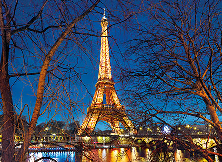Der Eiffelturm bei Nacht 
